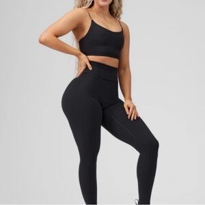 BuffBunny Black High-Rise Leggings